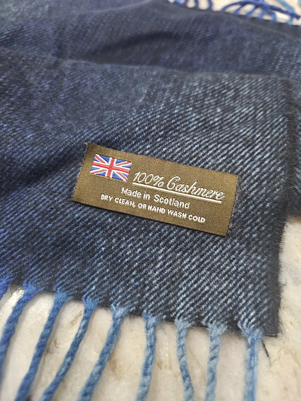 100% Cashmere Blue Men's Scarf - Made in Scotland